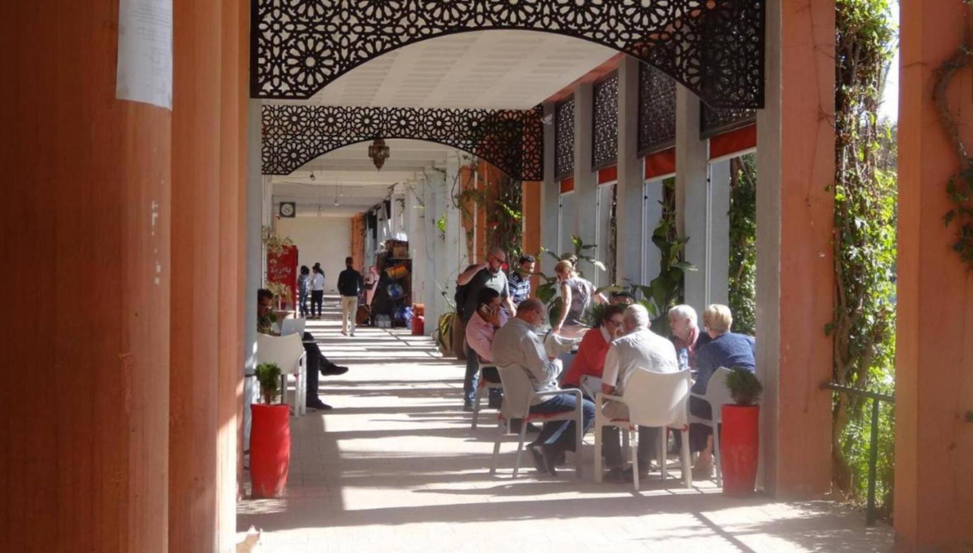 Riad Nezha Avec Jacuzzi Et 3 Piscines Au Coeur De Marrakesch Exterior foto