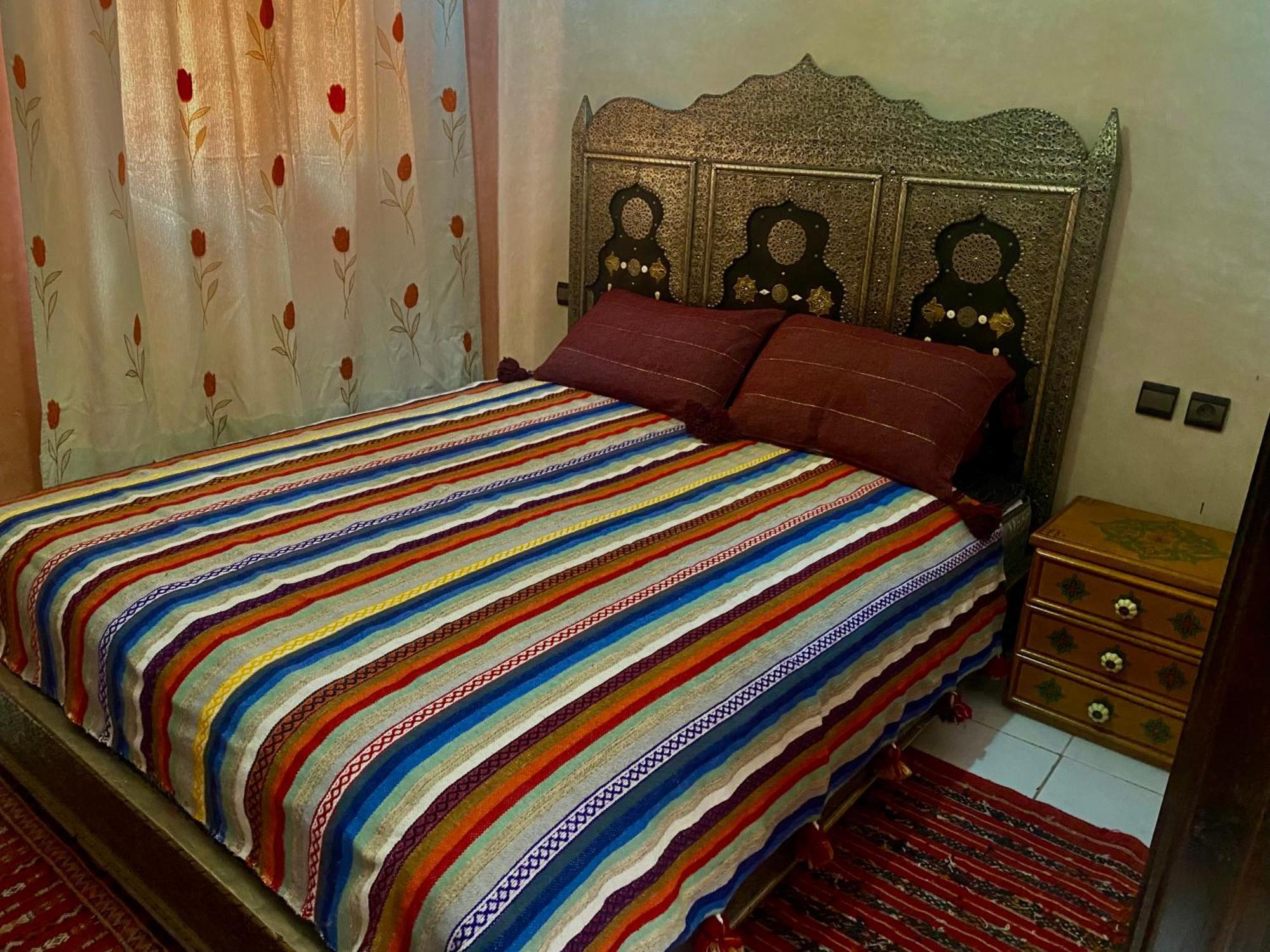 Riad Nezha Avec Jacuzzi Et 3 Piscines Au Coeur De Marrakesch Exterior foto