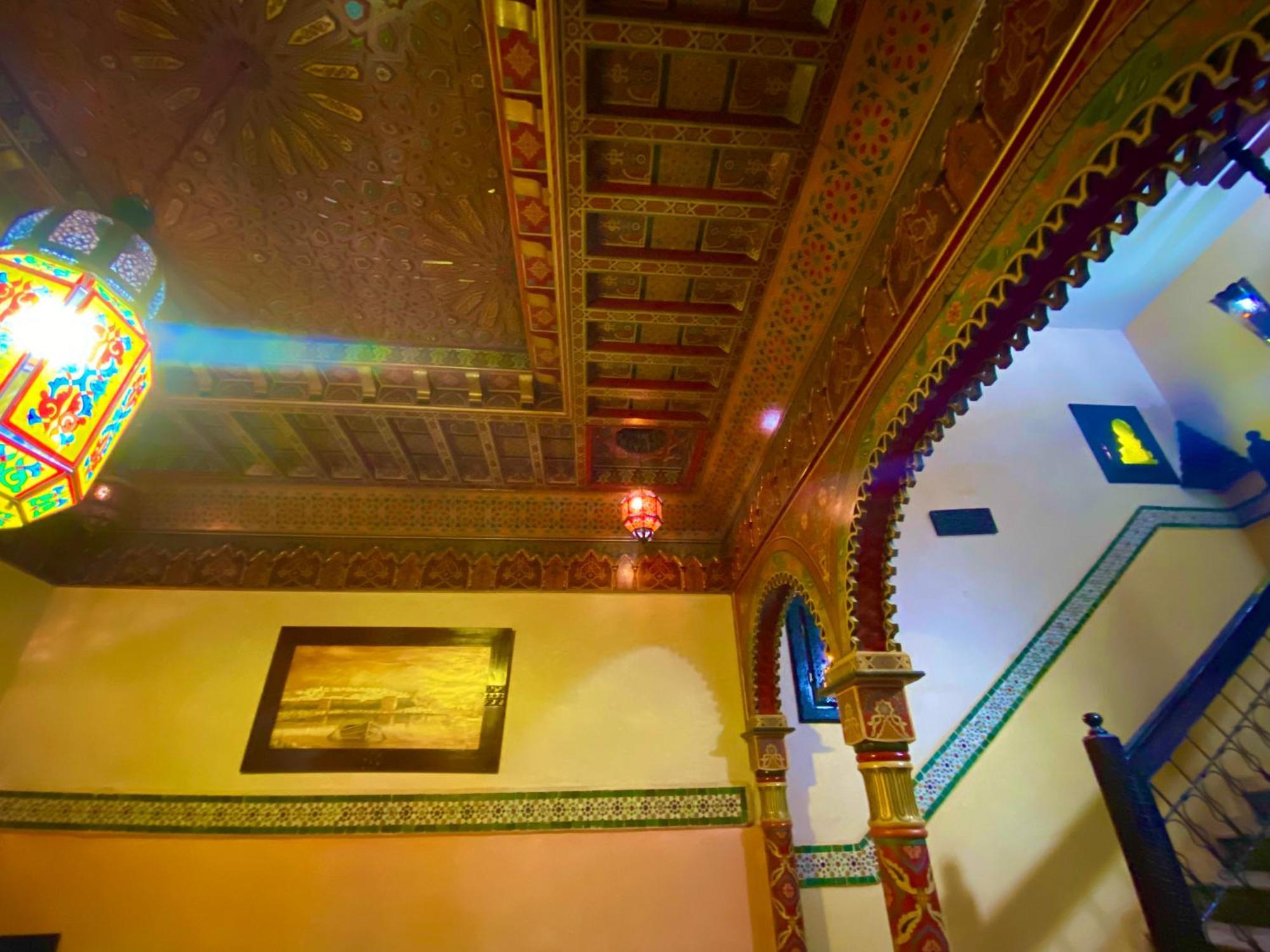 Riad Nezha Avec Jacuzzi Et 3 Piscines Au Coeur De Marrakesch Exterior foto